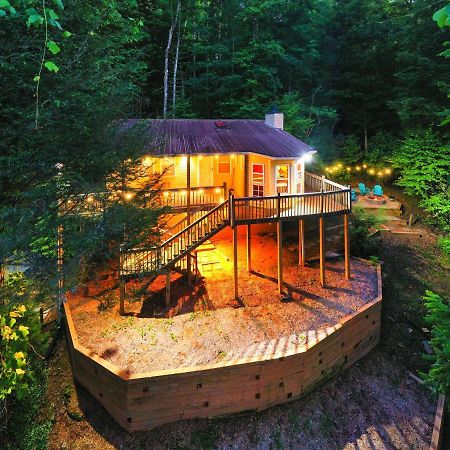 Cozy Cabin Retreat - Hot Tub, Fireplace & Fire Pit Blue Ridge Exterior photo